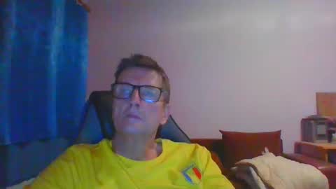 Snapshot of ulmeni7 chatting on July 2026 07:02:02 PM ulmeni7 online show from July 2026 07:02:02 PM