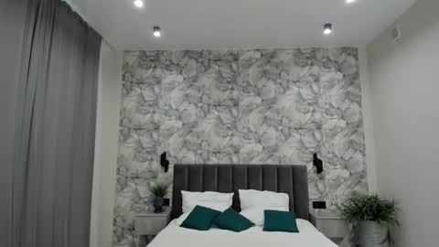 Melena online show from September 2025 01:40:01 AM