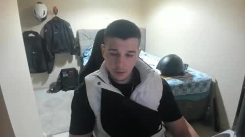 Snapshot of ulxer chatting on May 2026 08:17:02 PM hi im mike tyson - online show from May 2026 08:17:02 PM
