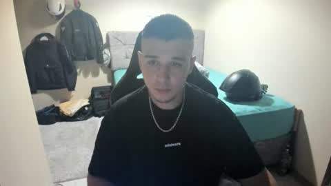 Snapshot of ulxer chatting on August 2026 08:11:01 PM hi im mike tyson - online show from August 2026 08:11:01 PM