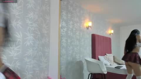 umiko peach  online show from November 2025 12:16:01 PM