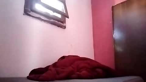 Snapshot of umzukaumtuga chatting on October 2025 11:42:02 AM umzukaumtuga online show from October 2025 11:42:02 AM