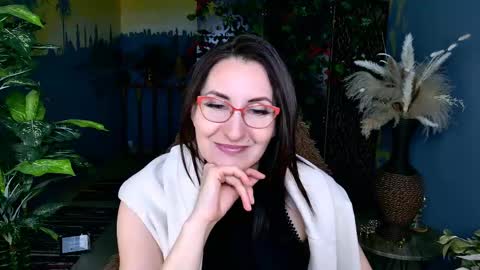 UnaTera online show from March 2026 05:33:02 AM