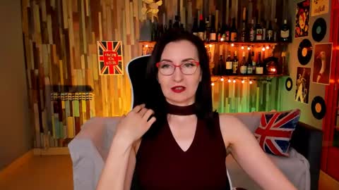 UnaTera online show from April 2026 05:49:02 AM