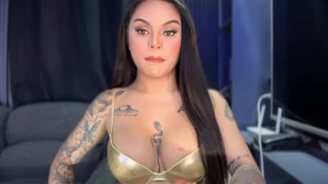 Lady tan online show from April 2026 11:15:02 AM