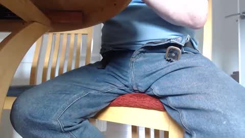 Snapshot of uncle2433 chatting on November 2025 09:25:01 AM Uncle online show from November 2025 09:25:01 AM