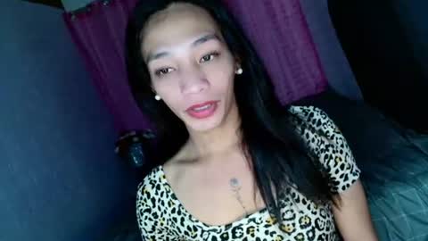 Snapshot of uncut_queen chatting on July 2026 01:18:01 AM LOVELY JANE online show from July 2026 01:18:01 AM