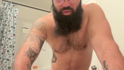 Snapshot of uncutbeard129840 chatting on November 2025 04:09:01 PM uncutbeard129840 online show from November 2025 04:09:01 PM