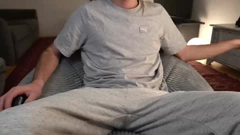 Mister Uncut online show from November 2025 07:23:02 PM