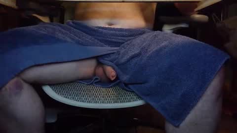 Under the desk online show from January 2026 10:47:01 PM