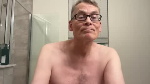 Snapshot of underwata chatting on June 2026 03:46:02 AM Daren online show from June 2026 03:46:02 AM