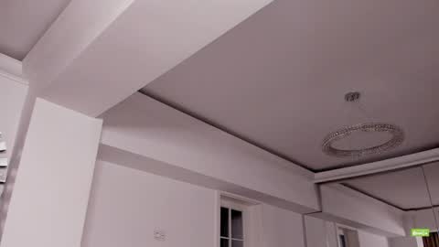 Silvia online show from April 2026 09:39:33 PM