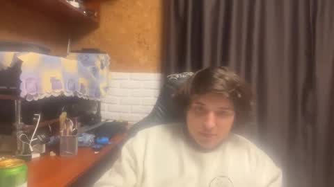 Anri online show from November 2025 10:10:02 PM