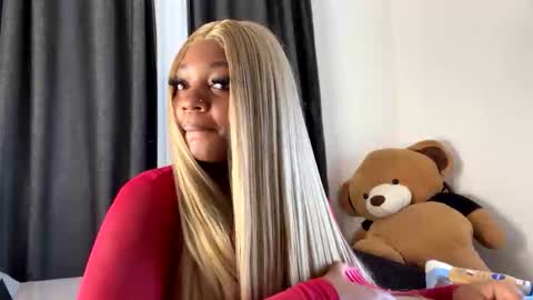 Unholybaddie online show from December 2025 09:07:01 AM