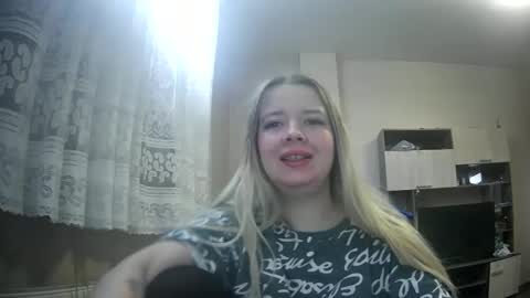 Snapshot of universeemily chatting on October 2025 06:36:02 AM UniverseEmily online show from October 2025 06:36:02 AM