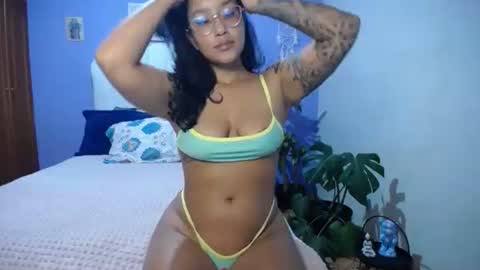 Snapshot of universepsicosis chatting on April 2026 12:33:01 AM Lau online show from April 2026 12:33:01 AM