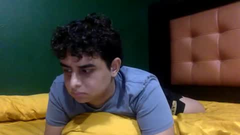 Thiago online show from October 2025 05:52:02 AM