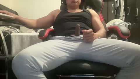 unlobitooenwallstreet online show from March 2026 07:03:01 PM