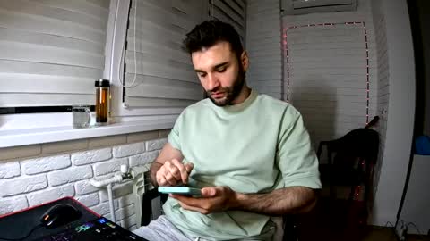 Snapshot of unnknow2024 chatting on April 2026 08:53:01 PM SlavaVibes online show from April 2026 08:53:01 PM