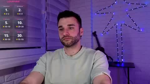Snapshot of unnknow2024 chatting on May 2026 06:25:01 PM SlavaVibes online show from May 2026 06:25:01 PM