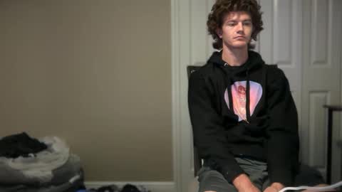 Stepbro online show from October 2025 04:49:02 AM