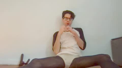 deaf mute boy online show from October 2025 06:51:01 PM