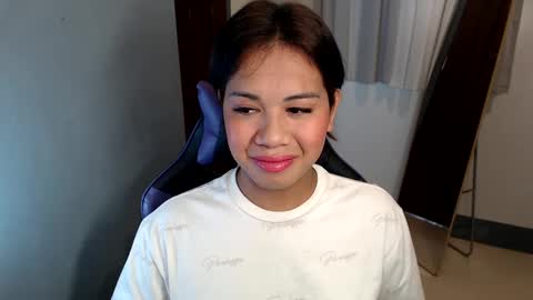 Vee online show from January 2025 03:12:02 AM