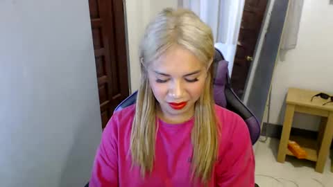 Vee online show from January 2025 10:06:02 AM