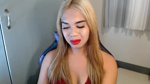 Vee online show from January 2025 12:51:02 PM