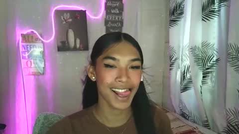 ur_dazzlingmorenaxx online show from March 2026 03:28:01 AM