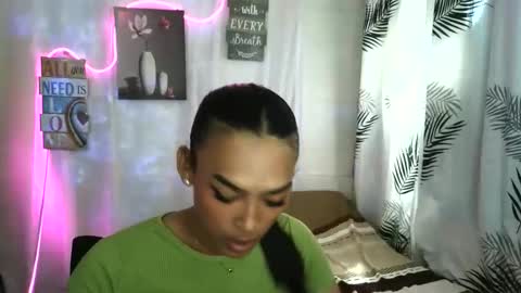 ur_dazzlingmorenaxx online show from June 2026 02:02:02 AM