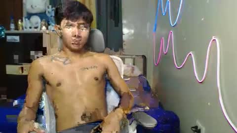 Snapshot of ur_hottestjonny chatting on June 2026 12:32:02 AM jonny online show from June 2026 12:32:02 AM