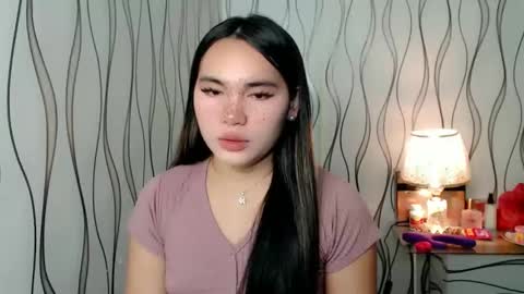 QUEENSY online show from November 2025 12:33:01 AM