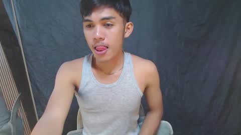 ur_shan21 online show from September 2025 06:44:02 PM