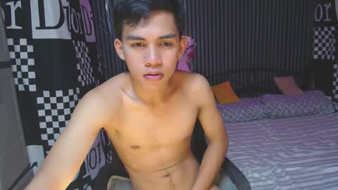 Snapshot of ur_shan21 chatting on April 2026 04:27:01 AM ur_shan21 online show from April 2026 04:27:01 AM