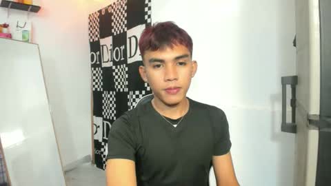 Snapshot of ur_shan21 chatting on June 2026 06:15:01 AM ur_shan21 online show from June 2026 06:15:01 AM