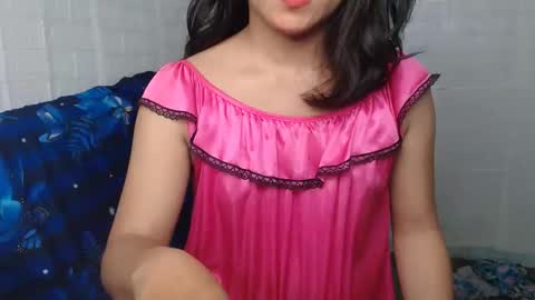 Snapshot of urasian_dreamgirl69 chatting on November 2025 04:55:01 AM bela online show from November 2025 04:55:01 AM