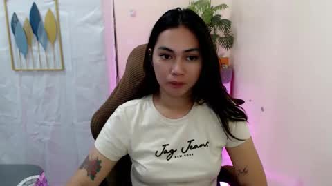 Snapshot of urasian_erica chatting on May 2026 06:53:02 AM urasian_erica online show from May 2026 06:53:02 AM