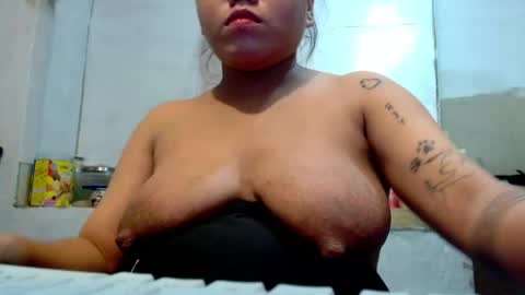 Snapshot of urasian_joy chatting on May 2026 08:47:01 PM urasian_joy online show from May 2026 08:47:01 PM