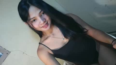 Snapshot of urasian_latinaxxx chatting on May 2026 07:03:01 AM urasian_latinaxxx online show from May 2026 07:03:01 AM