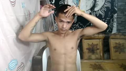 urasian_rey online show from July 2026 12:33:01 PM