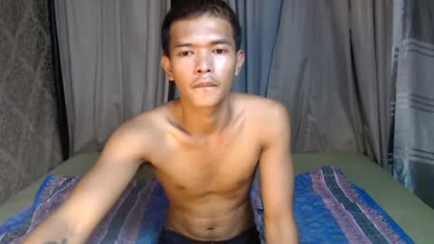 urasian_rey online show from July 2026 01:39:02 PM