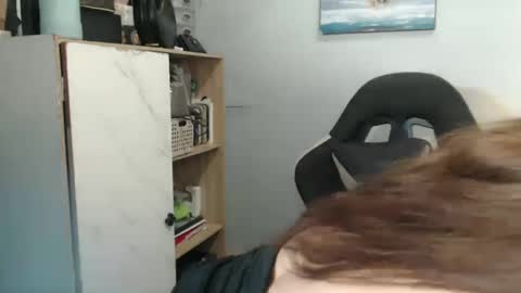 urasianfuckprincessxxx online show from January 2025 12:00:01 AM