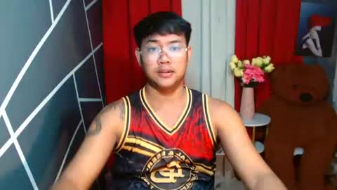 Snapshot of urasiankyler chatting on June 2026 05:19:02 PM urasiankyler online show from June 2026 05:19:02 PM