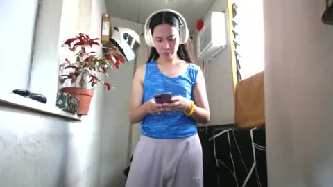 Erika online show from March 2026 02:40:01 AM