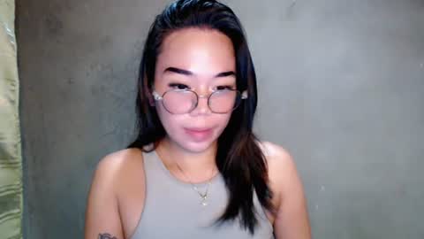 Snapshot of urbabydollx16 chatting on July 2026 12:23:01 PM urbabydollx16 online show from July 2026 12:23:01 PM