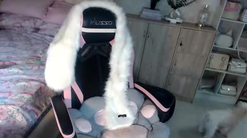 MONICA DEMONYETA online show from December 2024 01:26:02 AM