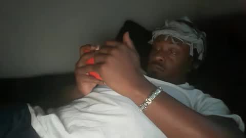 urbandick5 online show from November 2025 01:06:01 PM