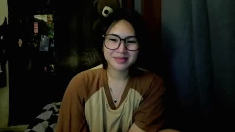 Snapshot of urcuteyuri_xoxo chatting on July 2026 05:39:01 PM sweet yuri online show from July 2026 05:39:01 PM