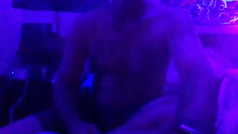 urdaddy875867 online show from April 2026 10:48:01 PM